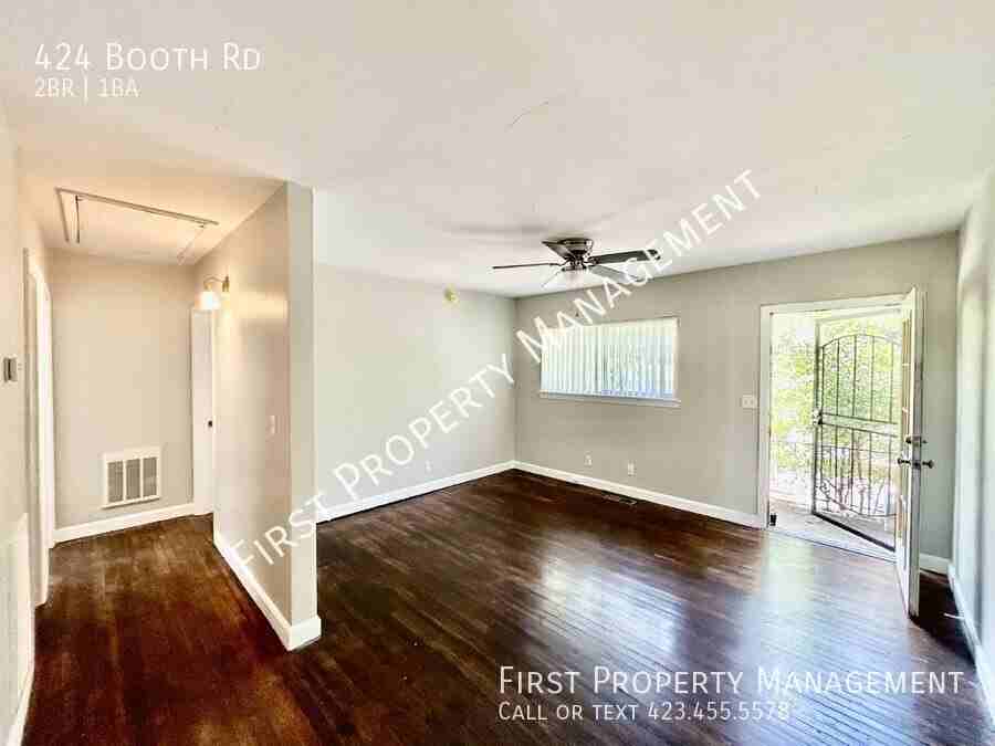 424 Booth Rd - Photo 4 of 13