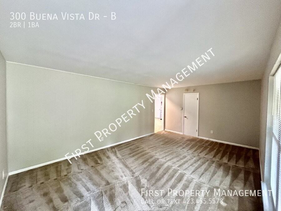 300 Buena Vista Dr #B - Photo 2 of 18