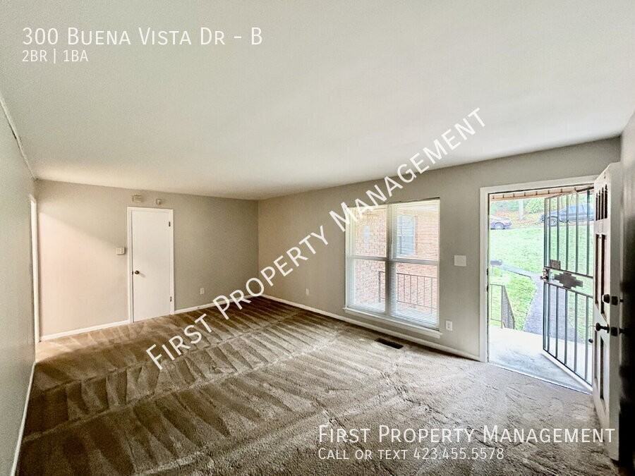 300 Buena Vista Dr #B - Photo 3 of 18