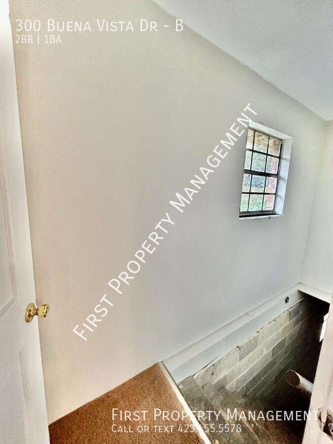 300 Buena Vista Dr #B - Photo 6 of 18