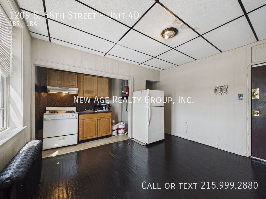 1209 S 58th St #4D - Photo 2 of 10