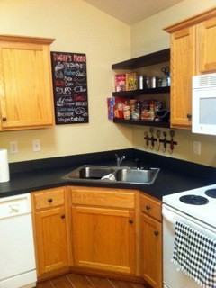 117 Cedar Rock Trce - Photo 2 of 7