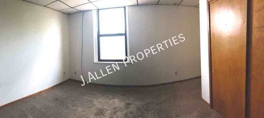 311 N 12th St #307 - Photo 4 of 6