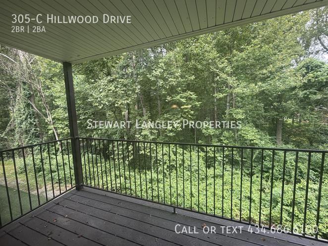 305 Hillwood Dr Apt C - Photo 7 of 28