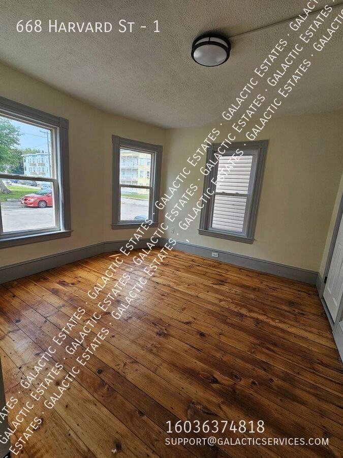 668 Harvard St #1 - Photo 6 of 13