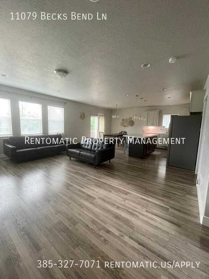 11079 S Becks Bend Ln - Photo 4 of 25