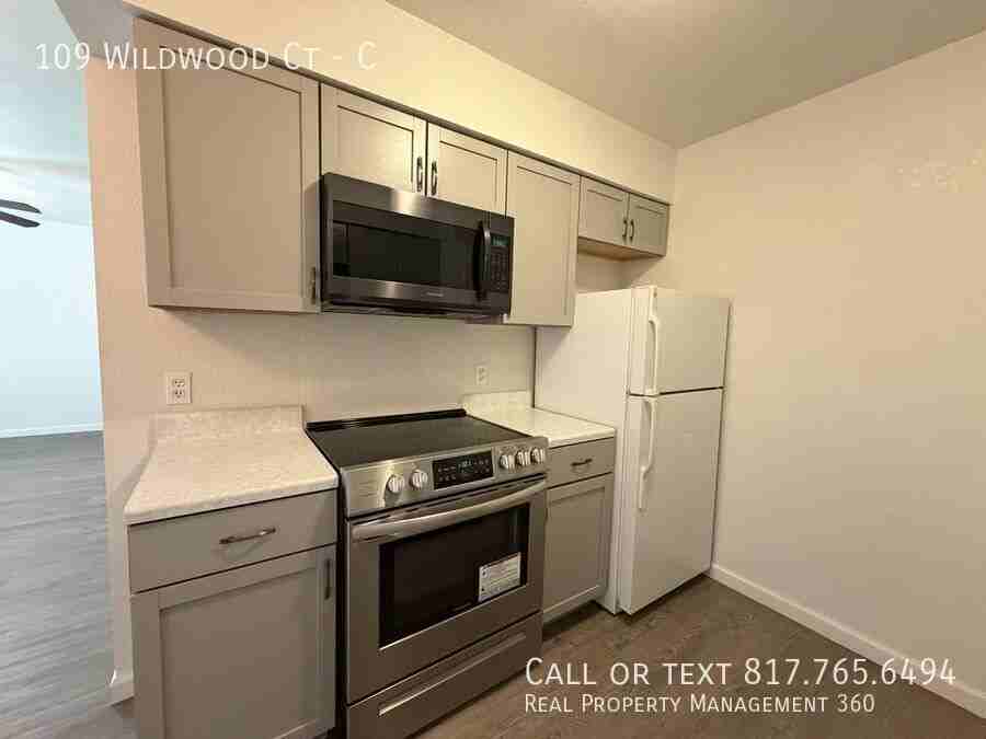 109 Wildwood Ct #C - Photo 4 of 16