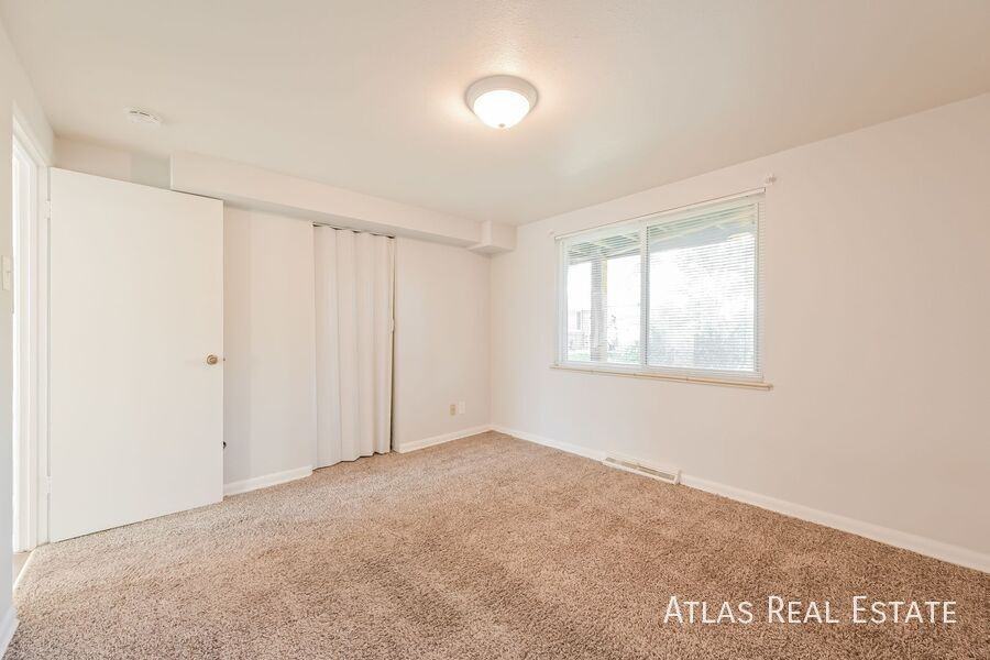800 Miller Ct #4 - Photo 7 of 18