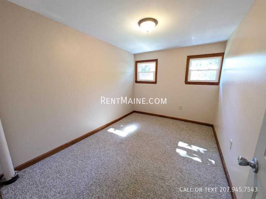 40 Dillingham St - Photo 5 of 28
