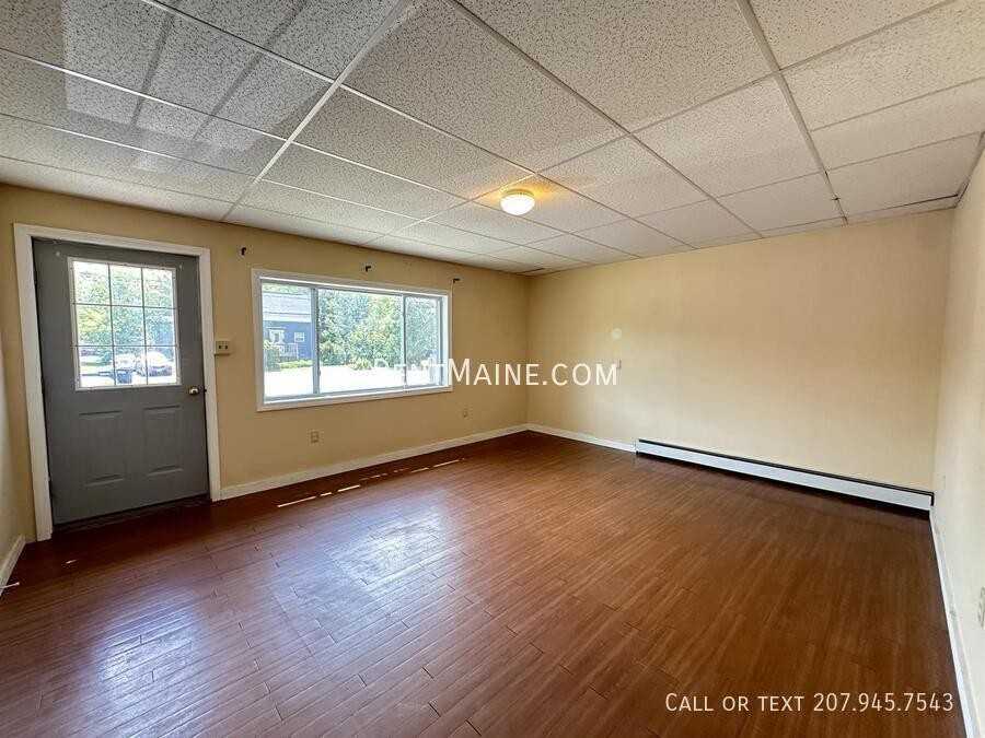 28 Congress St #7 - Photo 2 of 8