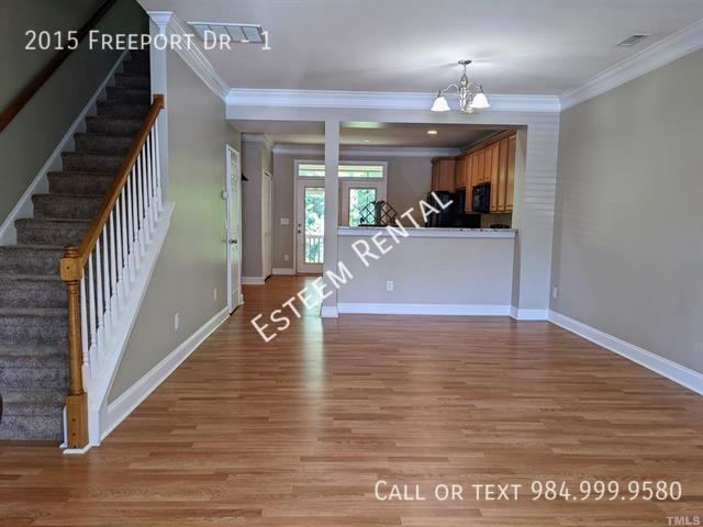 2015 Freeport Dr #1 - Photo 2 of 14