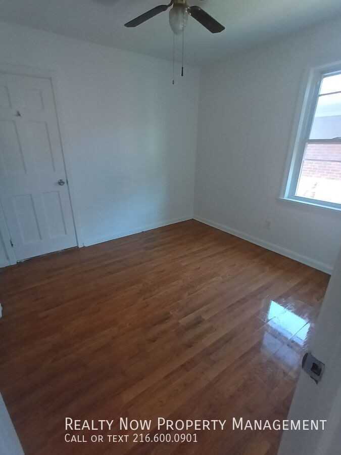 3666 W 117th St 2nd Fl #2 - Photo 6 of 6