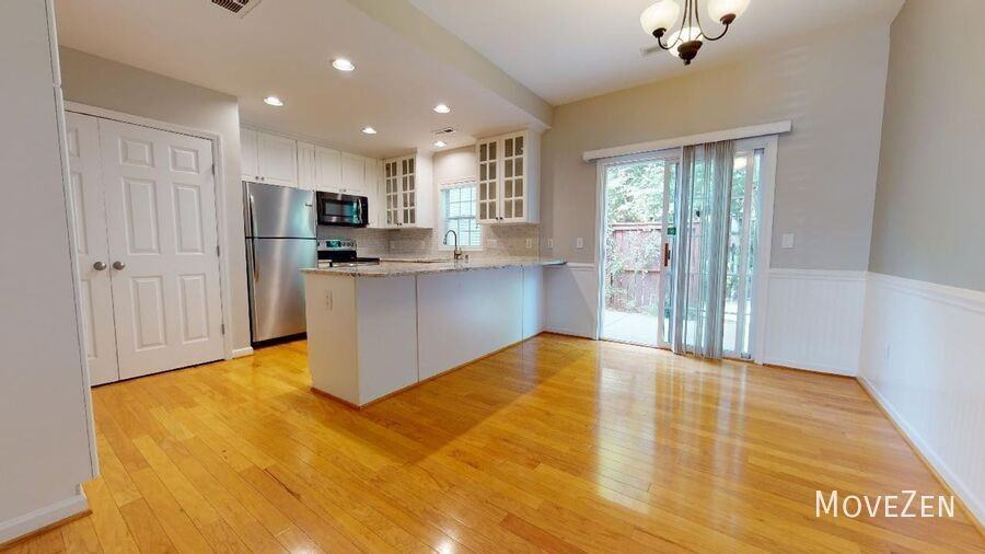2121 Piney Brook Rd - Photo 4 of 38