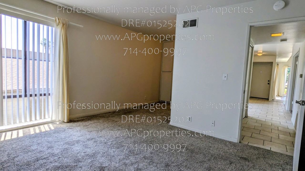 5477 Twin Lakes Dr - Photo 7 of 23