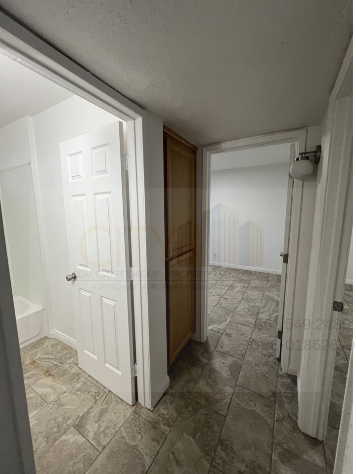 928 P St #1 - Photo 6 of 9