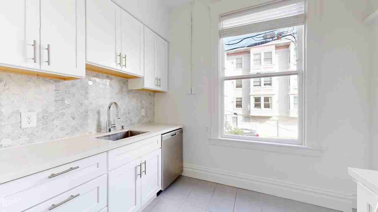750 Guerrero St #2 - Photo 5 of 18