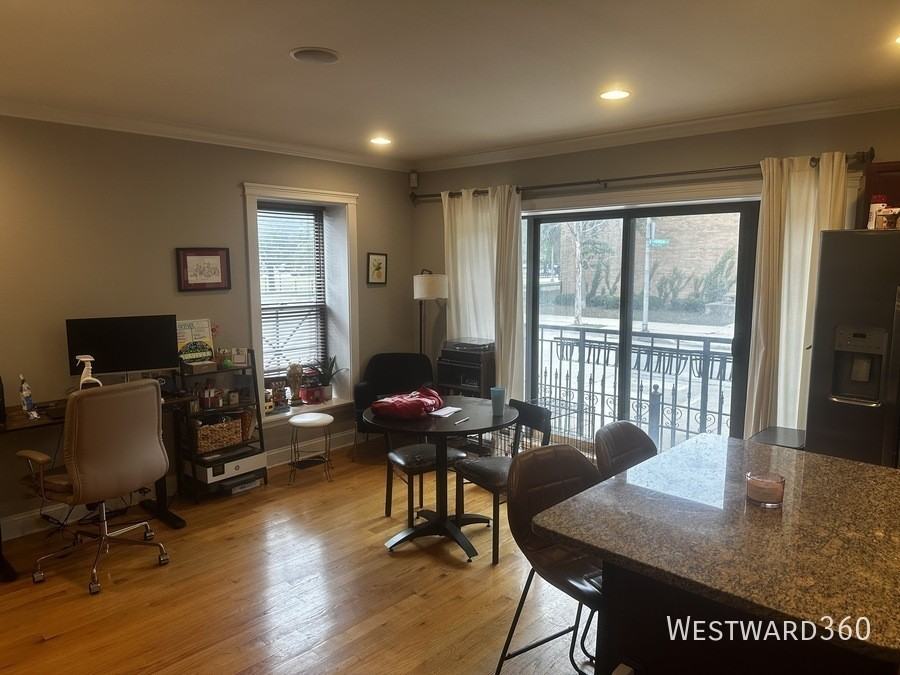 1226 W Huron St #101 - Photo 4 of 23