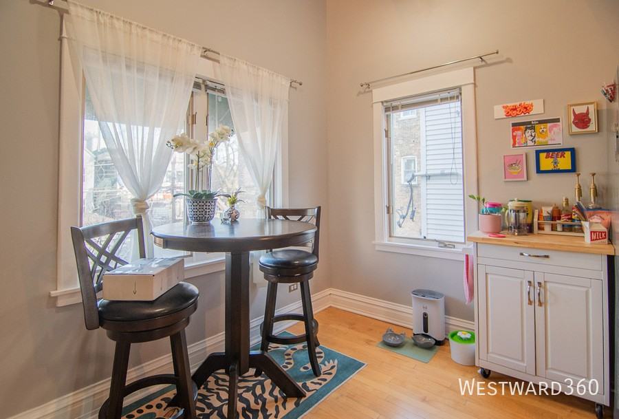 3707 N Bosworth Ave #2 - Photo 5 of 31