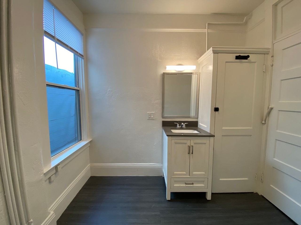 668 Clay St #71 - Photo 3 of 9