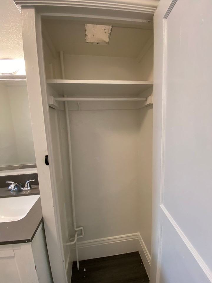 668 Clay St #71 - Photo 4 of 9