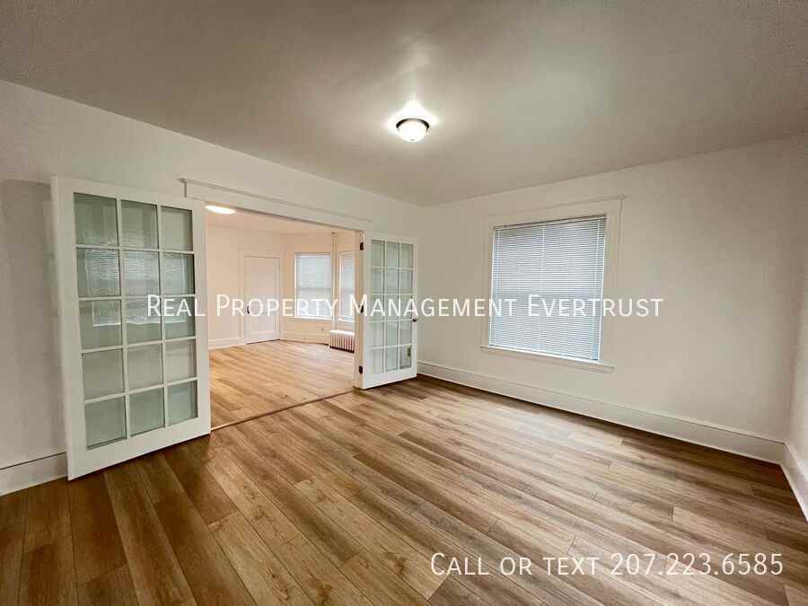 53 Wood St - Photo 4 of 10