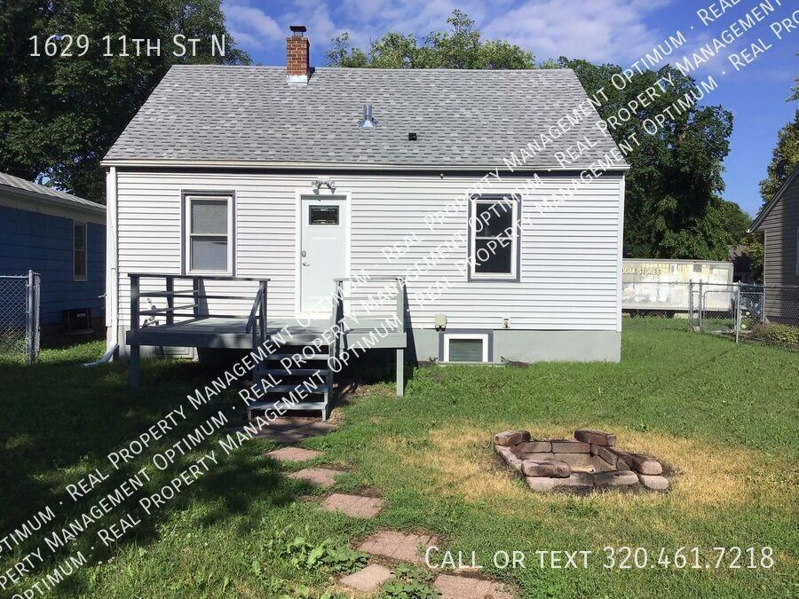 1629 11th St N - Photo 3 of 18