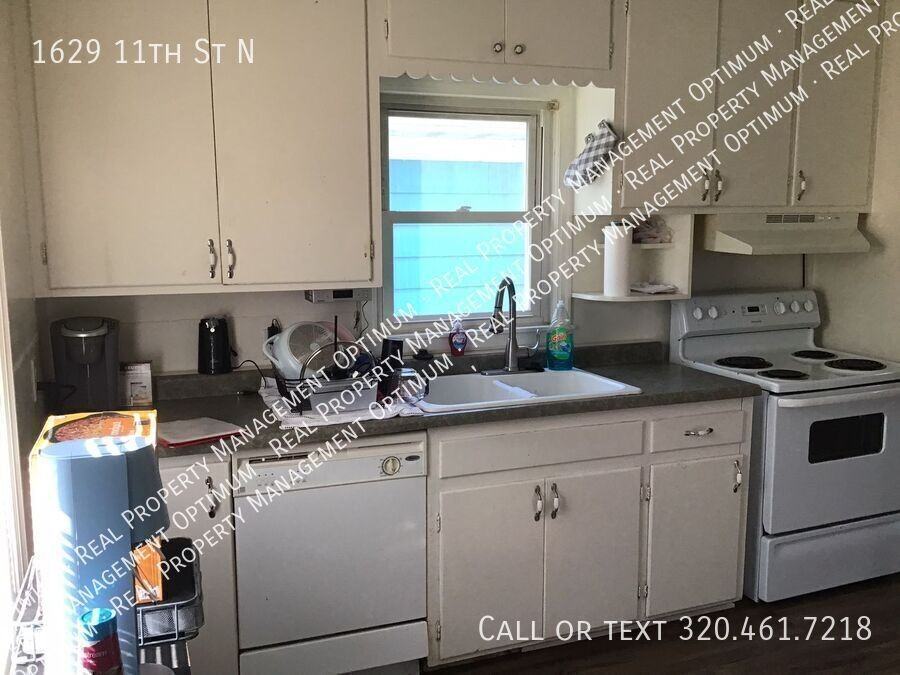 1629 11th St N - Photo 5 of 18