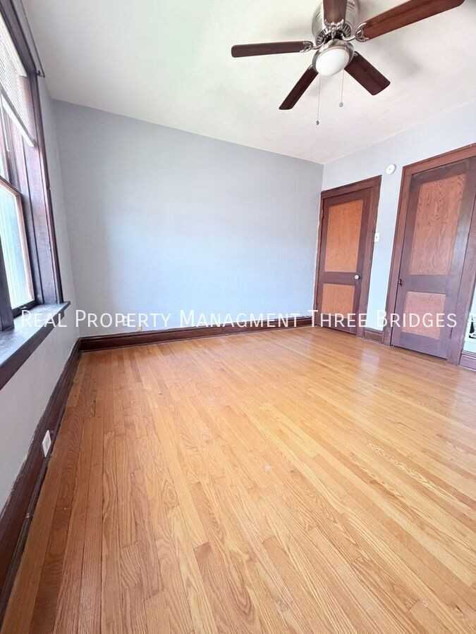 6516A Morganford Rd - Photo 2 of 9