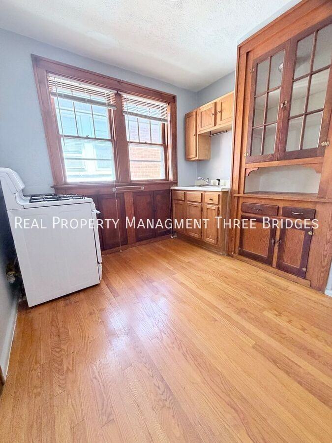 6516A Morganford Rd - Photo 5 of 9