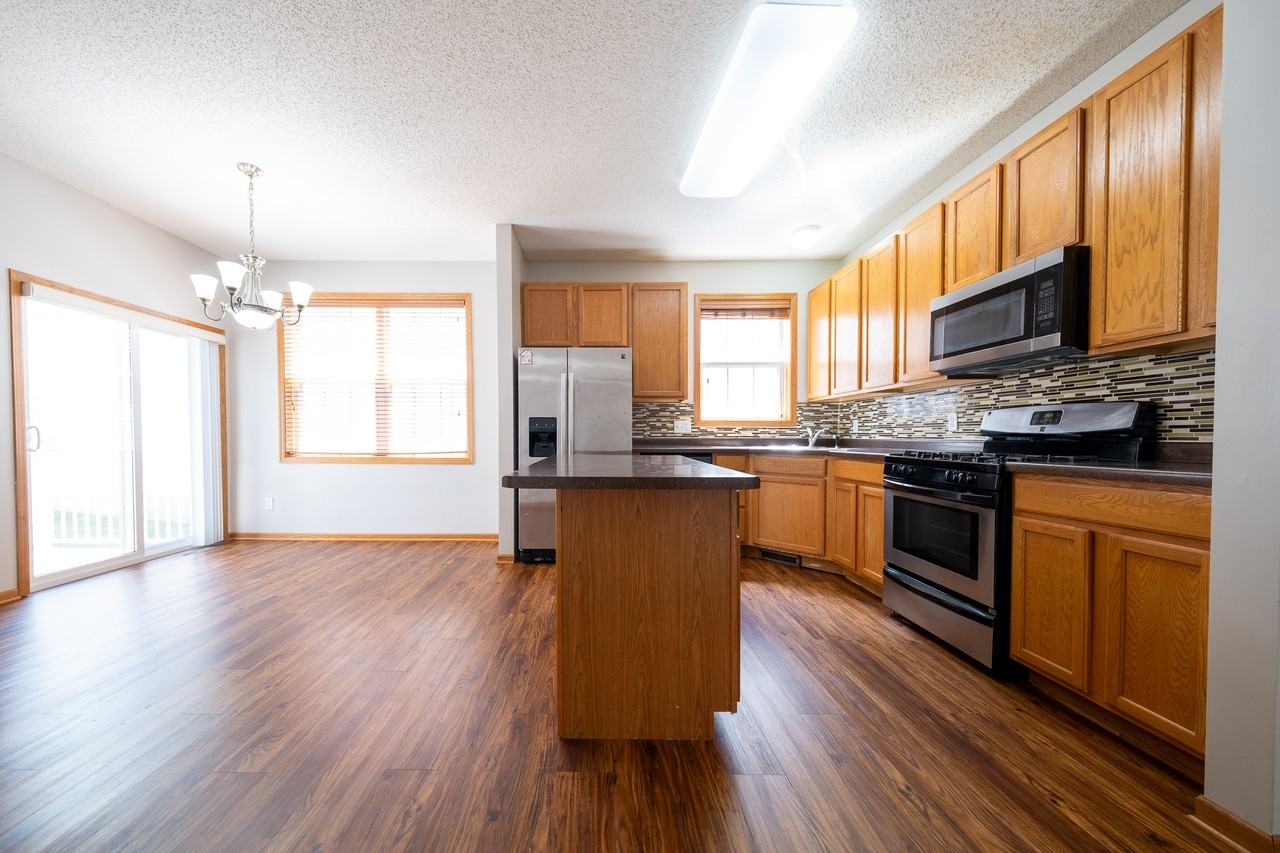 10021 Iris Ln #1 - Photo 6 of 33