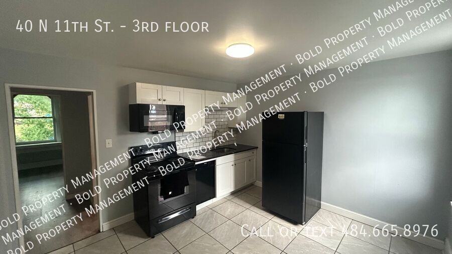 40 N 11th St #3rdFL - Photo 2 of 9