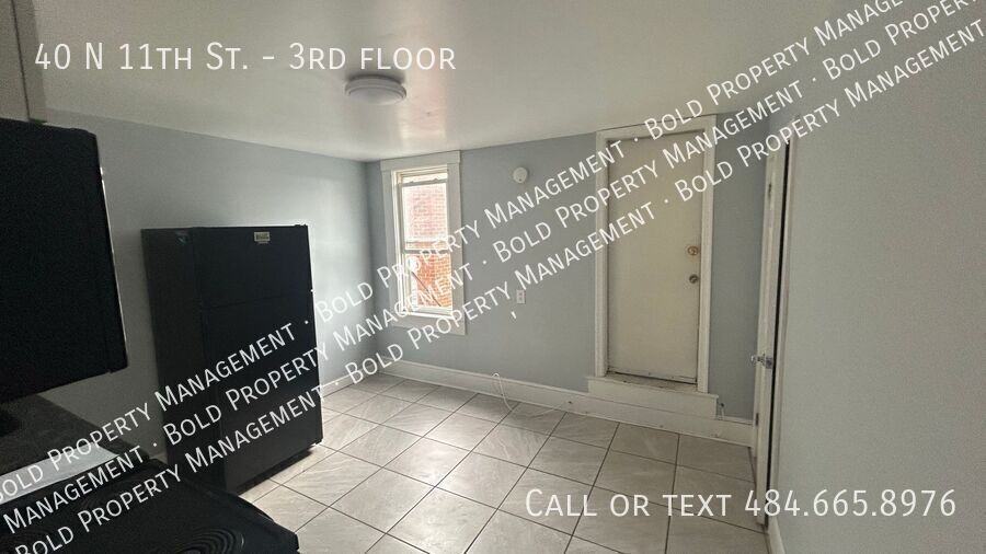 40 N 11th St #3rdFL - Photo 3 of 9