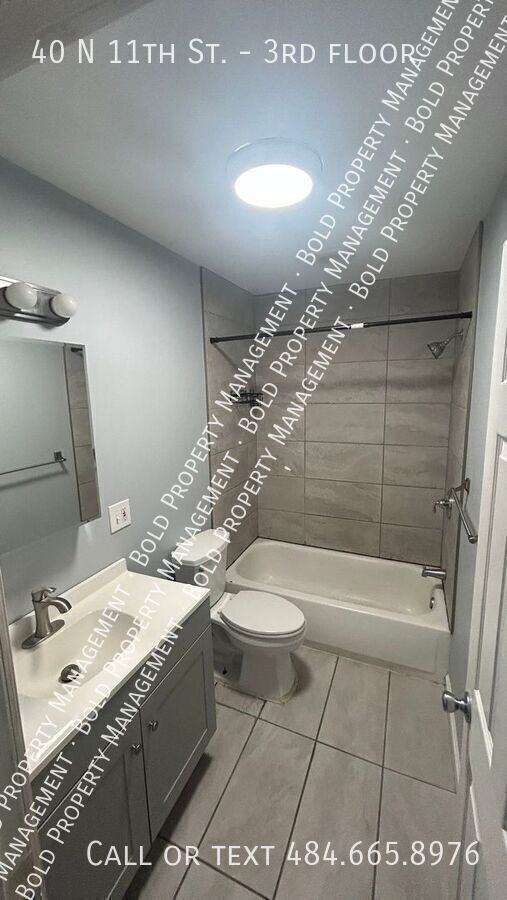 40 N 11th St #3rdFL - Photo 7 of 9