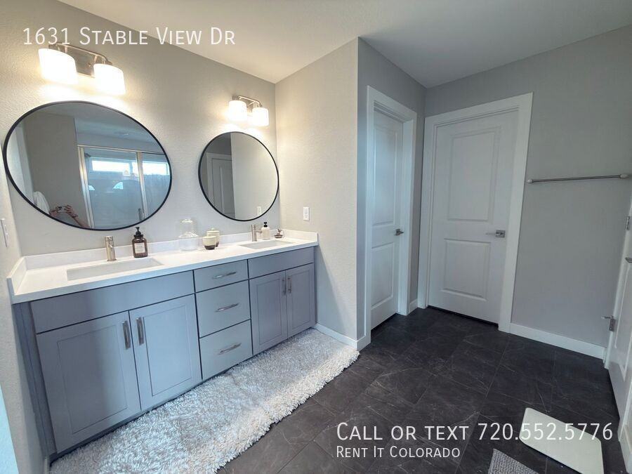 1631 Stable View Dr - Photo 5 of 25