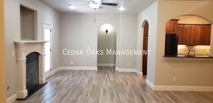 1620 Park St - Photo 2 of 22