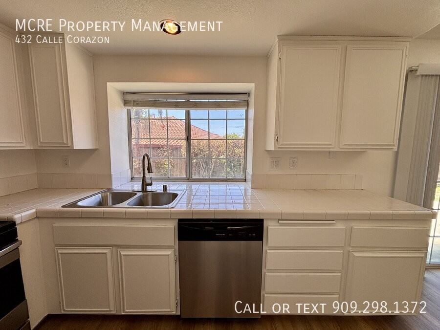 432 Calle Corazon - Photo 6 of 34