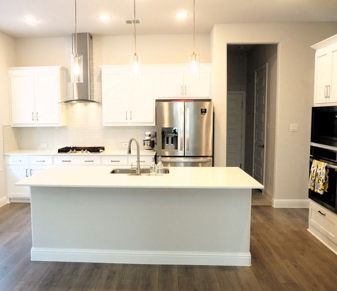 321 Oak Hollow Way - Photo 4 of 35