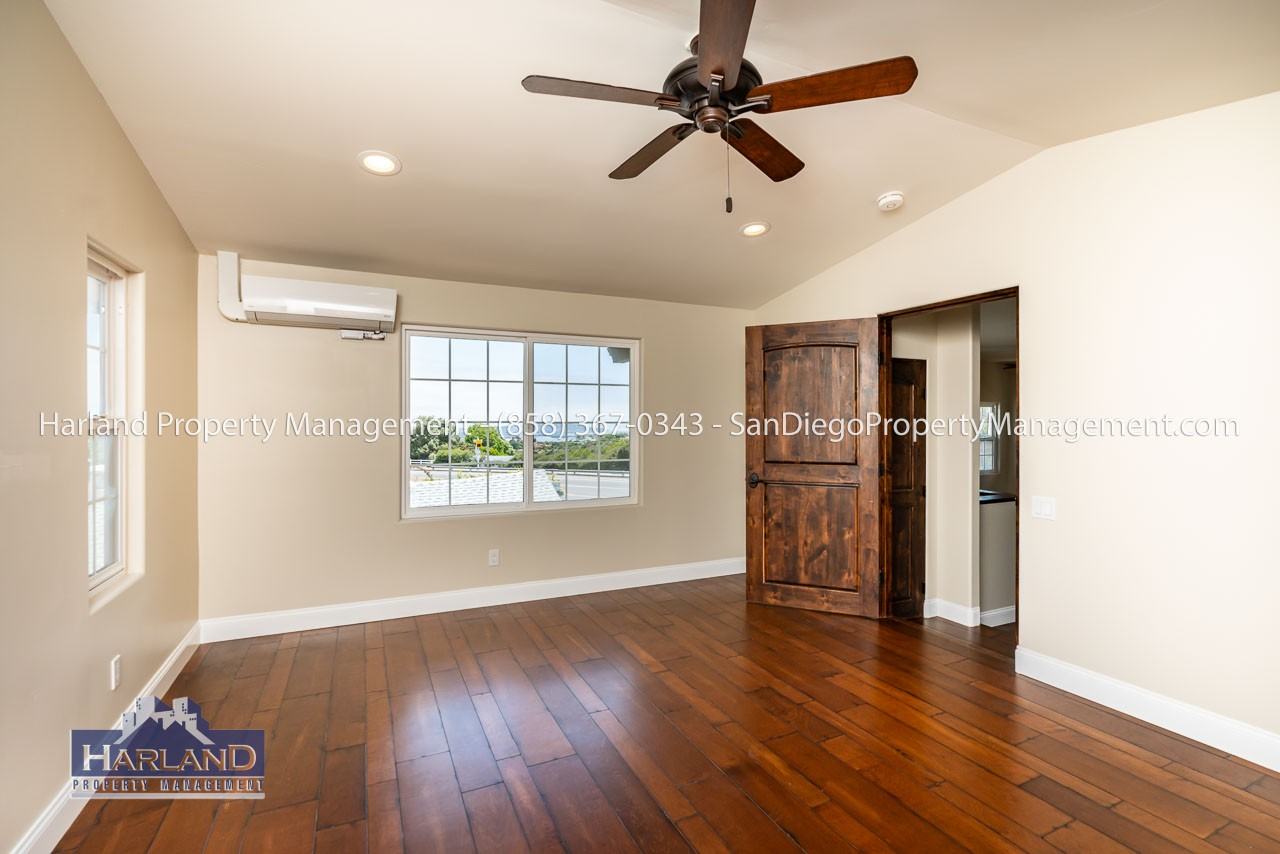 6271 Soledad Mountain Rd - Photo 5 of 10