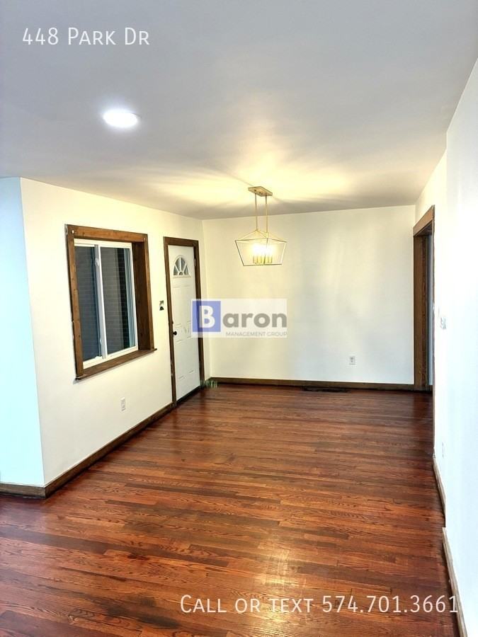 448 Park Dr - Photo 2 of 14