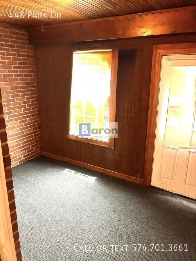 448 Park Dr - Photo 5 of 14