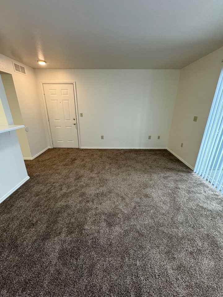 10827 W Ustick Rd #101 - Photo 2 of 27