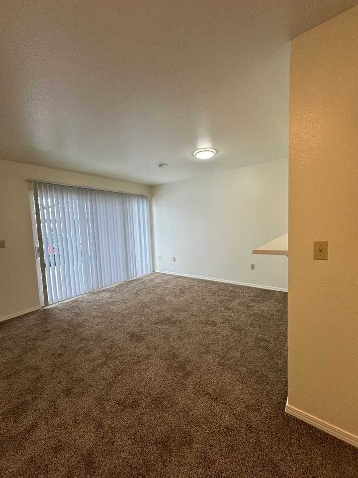 10827 W Ustick Rd #101 - Photo 3 of 27