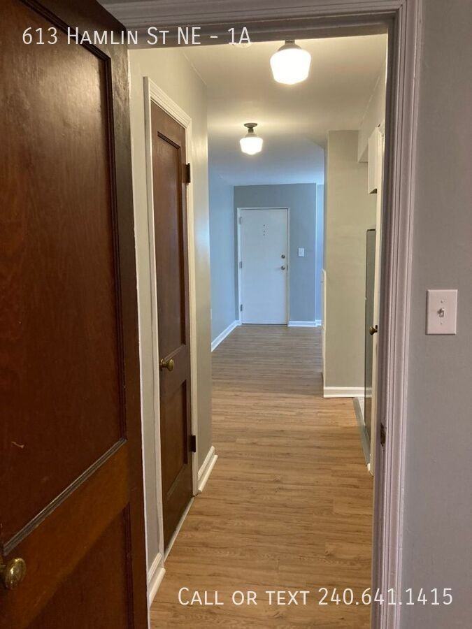 613 Hamlin St Ne #1A - Photo 7 of 16