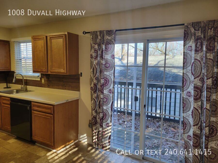 1008 Duvall Hwy - Photo 6 of 20