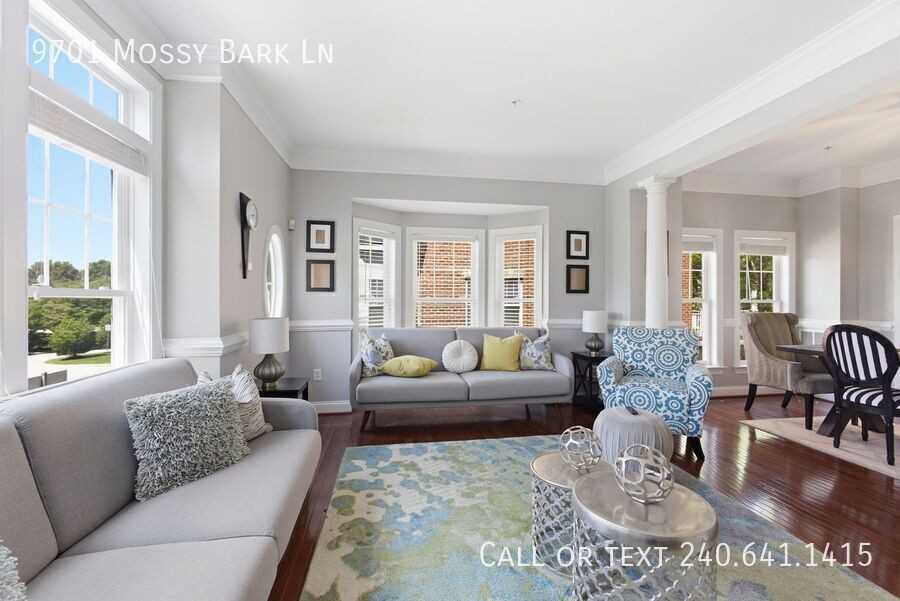 9701 Mossy Bark Ln - Photo 3 of 37