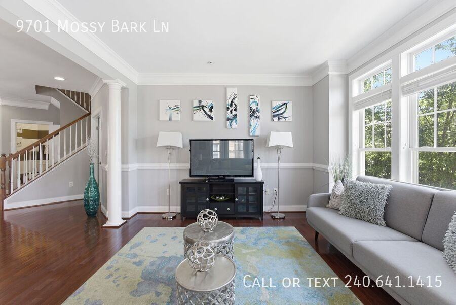 9701 Mossy Bark Ln - Photo 4 of 37