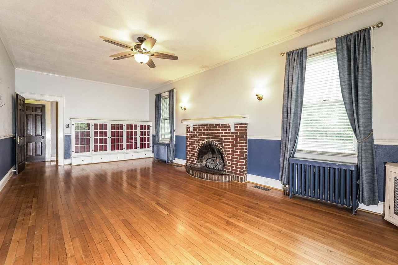340 W End Blvd - Photo 3 of 20
