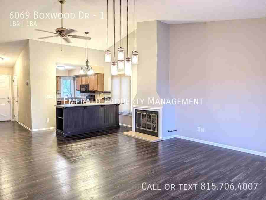 6069 Boxwood Dr #1 - Photo 6 of 19
