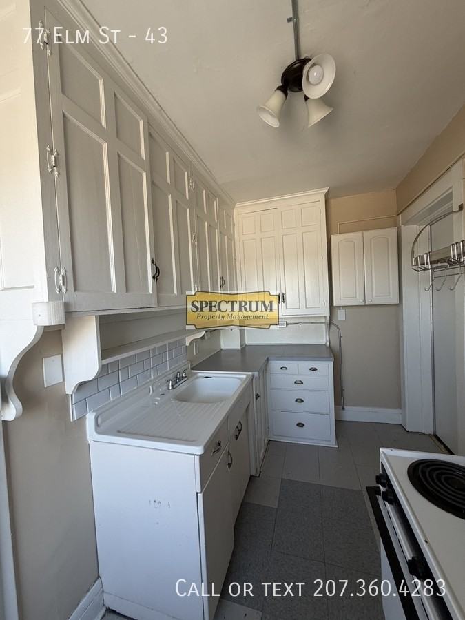77 Elm St #43 - Photo 3 of 9