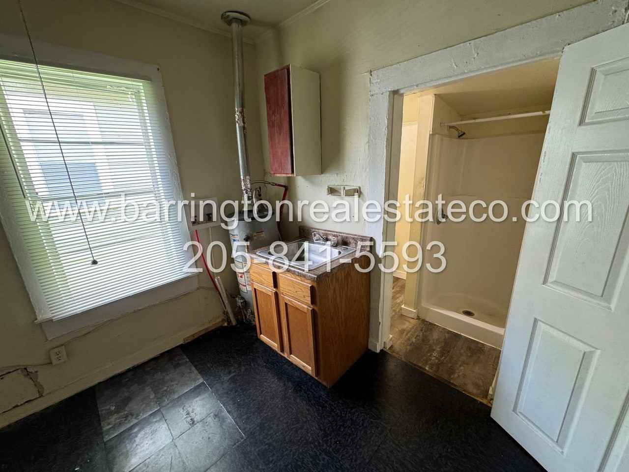 410 54th St - Photo 4 of 7